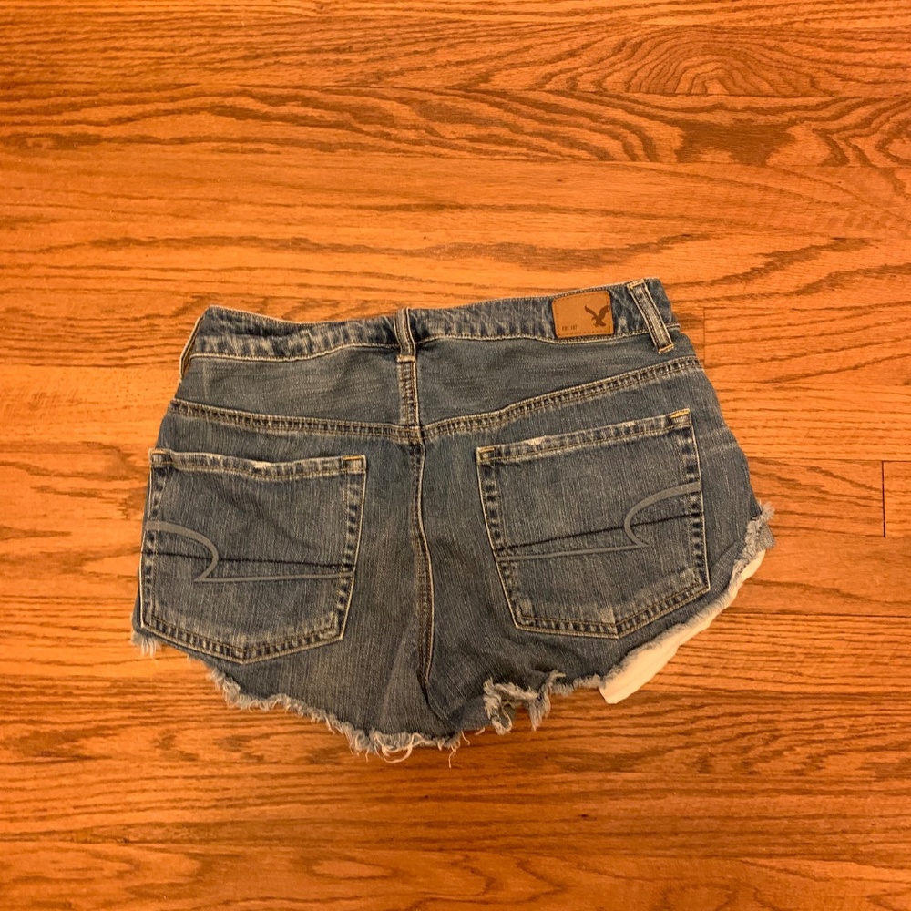 American Eagle Size 6 Shorts - Picture 2 of 2